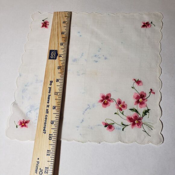 VINTAGE 1960'S HANKIE PINK EMBROIDERED FLOWERS POCKET SCARF BRIDAL WEDDING - Picture 5 of 12